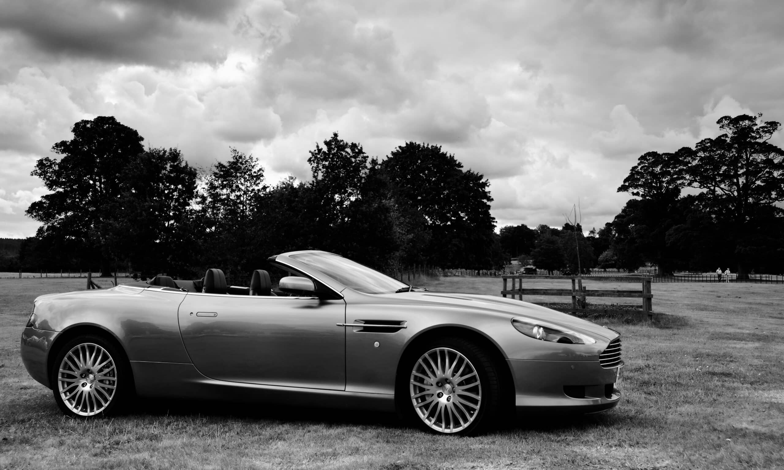 Aston Martin DB9 Volante til auktionssalg